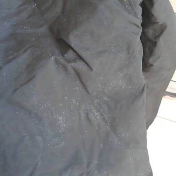 Arçelik Çamaşır Makinesi Deterjanlı Bırakıyor