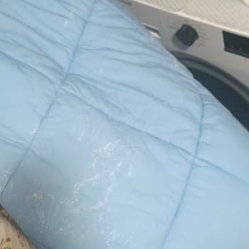 Arçelik Çamaşır Makinesi Deterjanlı Bırakıyor