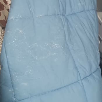 Arçelik Çamaşır Makinesi Deterjanlı Bırakıyor