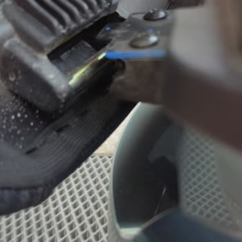 Kuba Motor Kuba Brillant 125 Koltuk Menteşesi Plastik Kaynaklı Çıktı