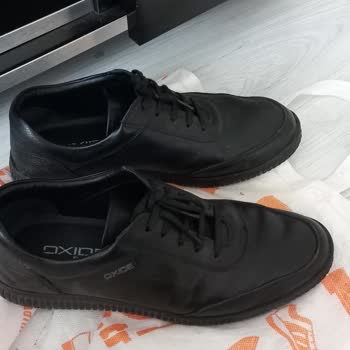 FLO Ayakkabı Aldığım Hakiki Deri Ayakkabının Gittikçe Kırışması Ve Dikiş Patlaması