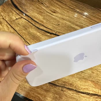 Hepsiburada Apple 14 Pro Max Lilac Silikon Kılıf