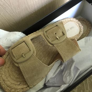 Nine West Farklı Ürün Yollamakta