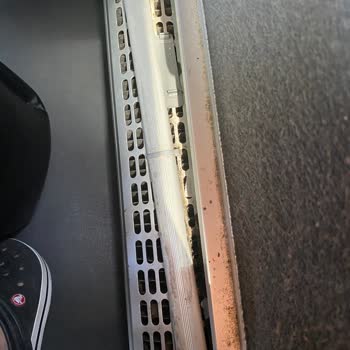 Metro Turizm Eski Ve Pis Otobüs!