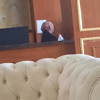 Ilgın Park Termal Otel Resepsiyondaki Kişinin Kötü Tavırları
