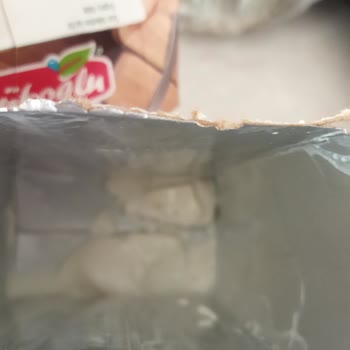 Yörükoğlu Son Kullanma Suresi Dolmamasına Rağmen Süt Peynirleşmiş