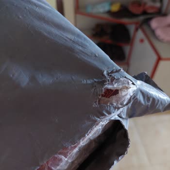 İlknokta Kitap Sitesi - Kötü Durumda Gelen Kitaplar Ve İade Sorunu