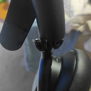 Hepsiburada'dan Alınan Kulaklığı Teknik Servis Kirdi