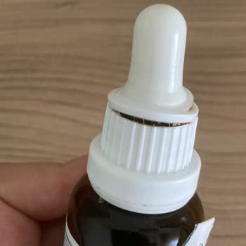 The Purest Solutions Niacinamide Serumunun Bozulması