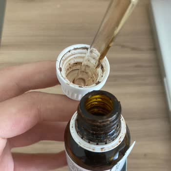 The Purest Solutions Niacinamide Serumunun Bozulması