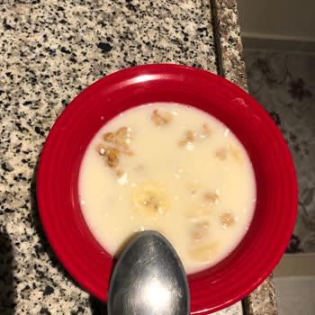 Yörükoğlu Marka Süt Bozuk Çıktı