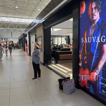 Antalya Havalimanı Antalya Hava Alanı Bekleme Alanı