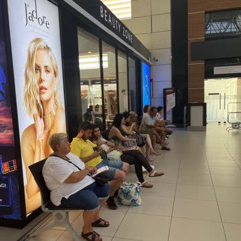 Antalya Havalimanı Antalya Hava Alanı Bekleme Alanı