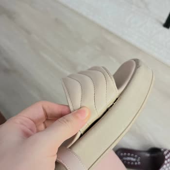 FLO Polaris Sandalet Yırtılması