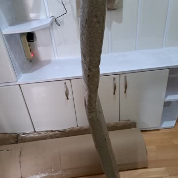 A101, Tiamob Kırık TV Ünitesi Ve İletişim Problemi