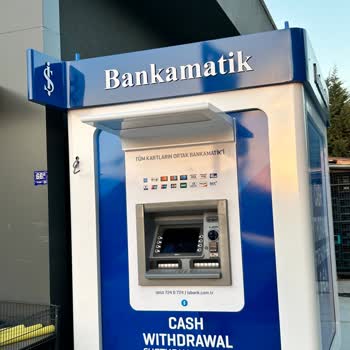 İş Bankası 1,5 Aydır Kullanıma Alınmayan Bankamatik