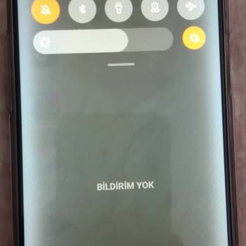 Oppo A55 Ekran Kenarlarında Beyaz Işık