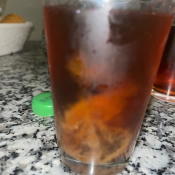 Fuse Tea Sümüksü Bir Madde