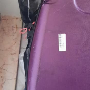 THY Turk Hava Yollarında Hasar Gören Valiz Sorunu