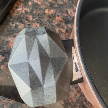 Karaca Züccaciye Granit Tencere Soyulma Ve Renk Atması