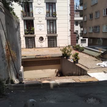 Şişli Belediyesi Çöp Konteyneri Sorumsuzluğu