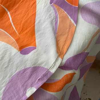 LCW Yeni Sezon Tunik Yırtıldı