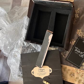 Kadehci.com Siparişi 23 Günde Kargolanan Kırık Ve Lekeli Gelen Kargo