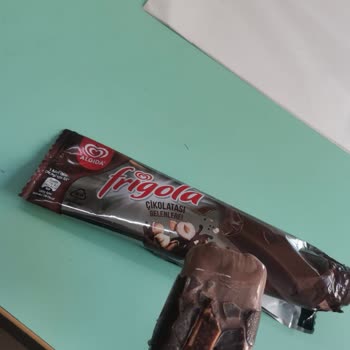 Algida Frigola Dondurmadan Çubuk Parçası Çıktı