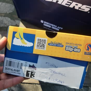 Skechers Ayakkabının Deformasyonu. Başlarından Savıyorlar.