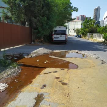 İBB - İstanbul Büyükşehir Belediyesi Pis Koku Ve Lağım Suyu