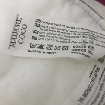 Madame Coco Kalitesiz Yastıkları Var