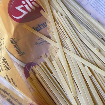 Filiz Makarnadan Kurt Çıktı