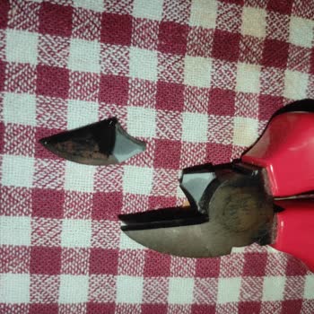 İzeltaş Yan Keski Kırıldı