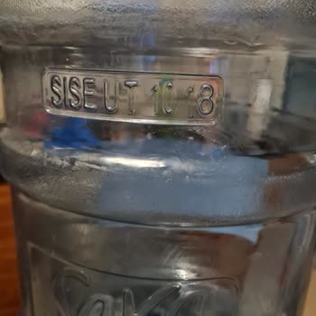 Saka Su Eski Damacana İle Sipariş Getiriyor