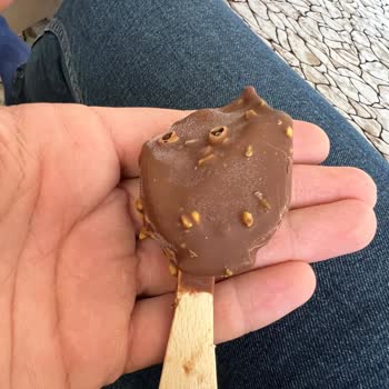 BİM Dondurmanın Olması Gerektiğinden Fazla Küçük Olması