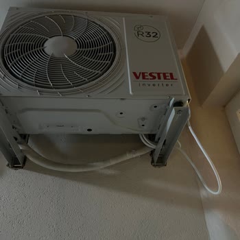 Vestel Klima Su Akıtıyor