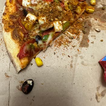 Domino's Pizza Her Seferinde Pizzalarda Eksik Ürün Gönderiyor