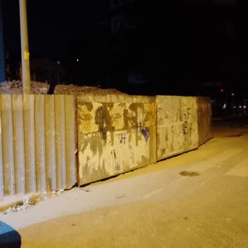 Küçükçekmece Belediyesi Yıkılan Binanın Molozların Kaldırılması