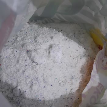 Onur Market Bursa Onur Markette Satılan Ariel Deterjanda Orijinallik Şüphesi.