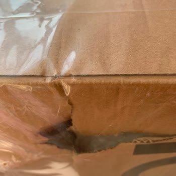 İpekyol Ürün Apaçıkta Kirlenmiş Geldi Hediye Kutusu İstedim Yok!