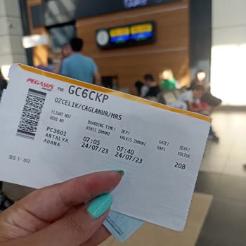 Pegasus Uçağın Saatinde Kalkmayışı Ve Hiçbir Açıklama Yapılmaması