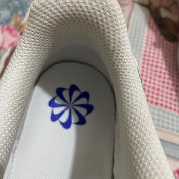 Nike Kusurlu Ürün Gönderilmesi