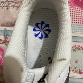 Nike Kusurlu Ürün Gönderilmesi