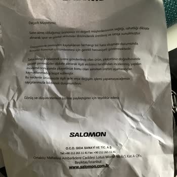 Salomon Ayakkabı Çantanın İç Kısmında Renk Değişikliği Var