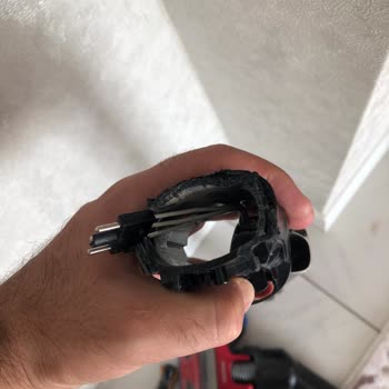 Philips Xc7043 Şarjlı Dik Süpürge!