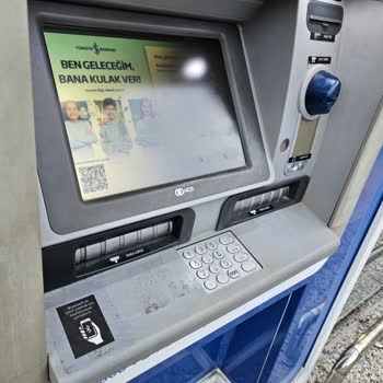 İş Bankası Bankamatiklerinin Pis Olması