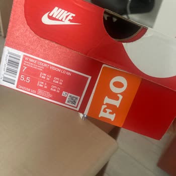 FLO Ayakkabı Nike Değişim