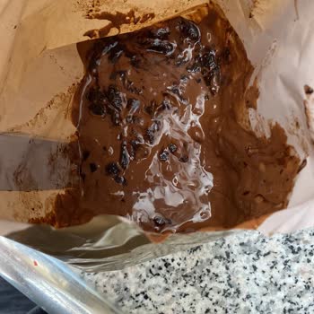 Elvan Gıda Çikolata Erimiş Olarak Geldi