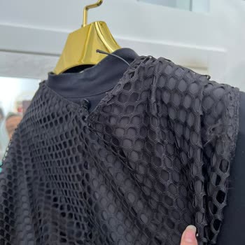 Hürmüz Butik Bozulmuş Feraceyi Kabul Etmeyip Ürünün Arkasında Durmuyor