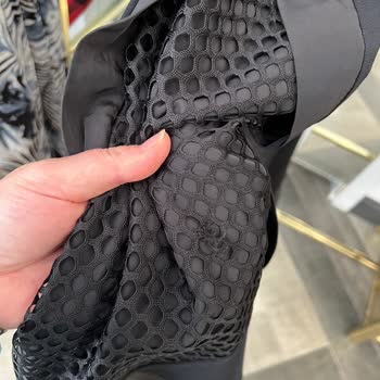 Hürmüz Butik Bozulmuş Feraceyi Kabul Etmeyip Ürünün Arkasında Durmuyor